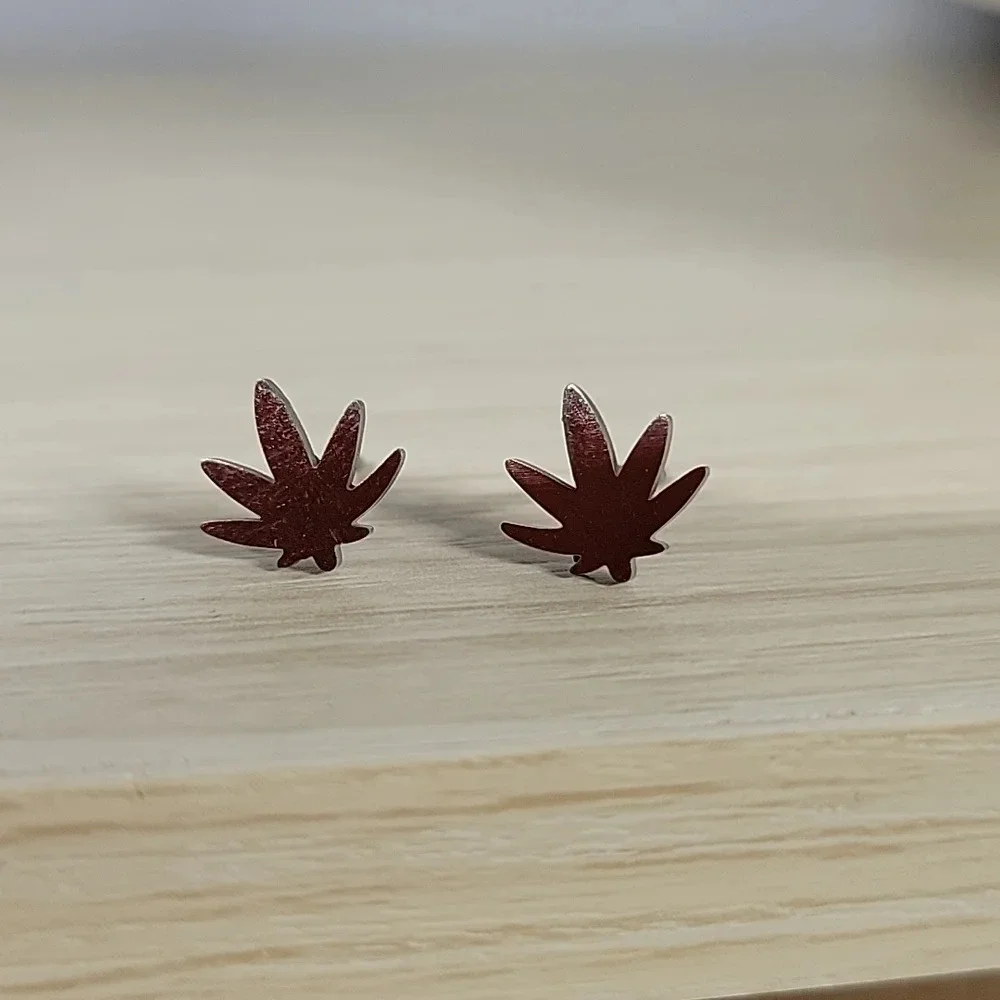 🔥LAST PAIR🔥 420 Leaf Stud Earrings, unisex